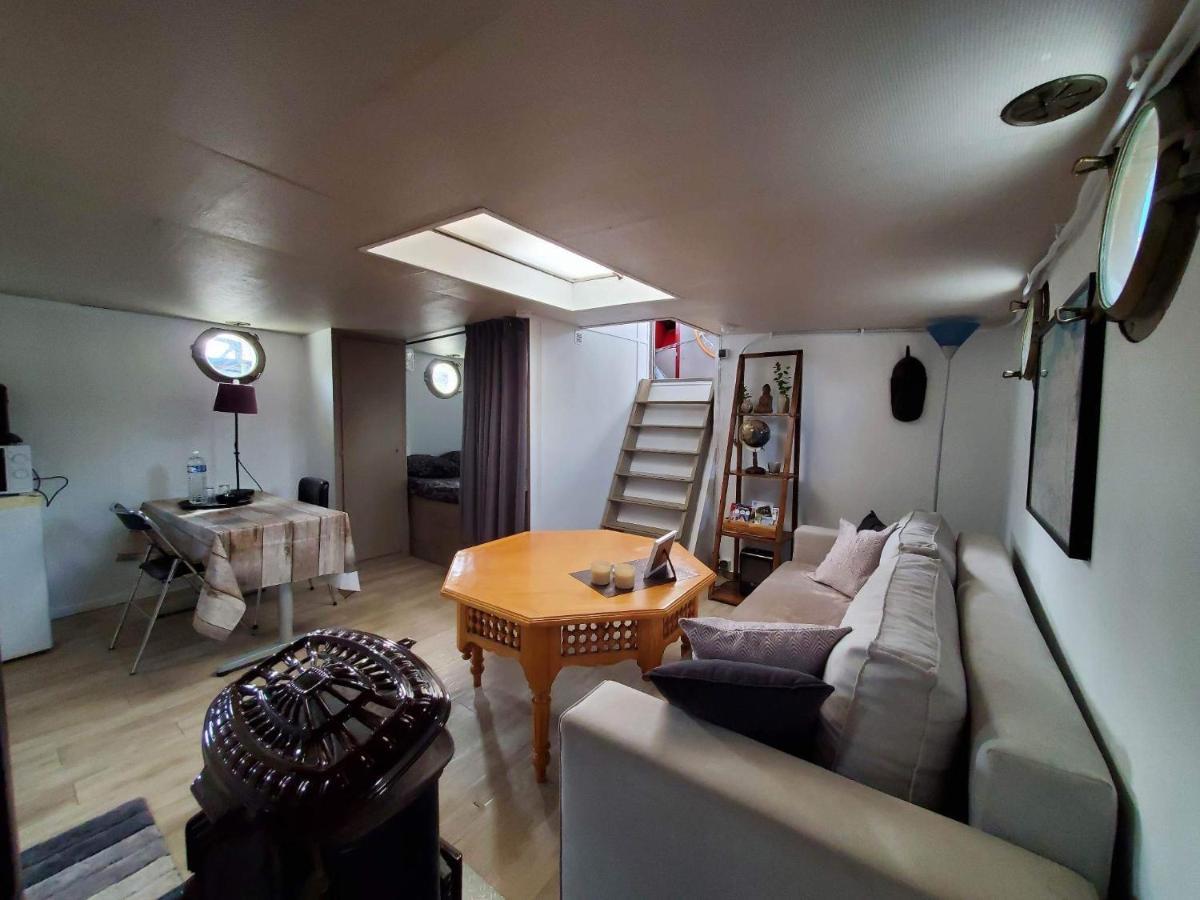 Peniche "Louise Michel" Sejournez Dans L'Appartement Du Capitaine, Offrez Vous Une Experience Inoubliable Au Fil De L'Eau Douai Exterior foto
