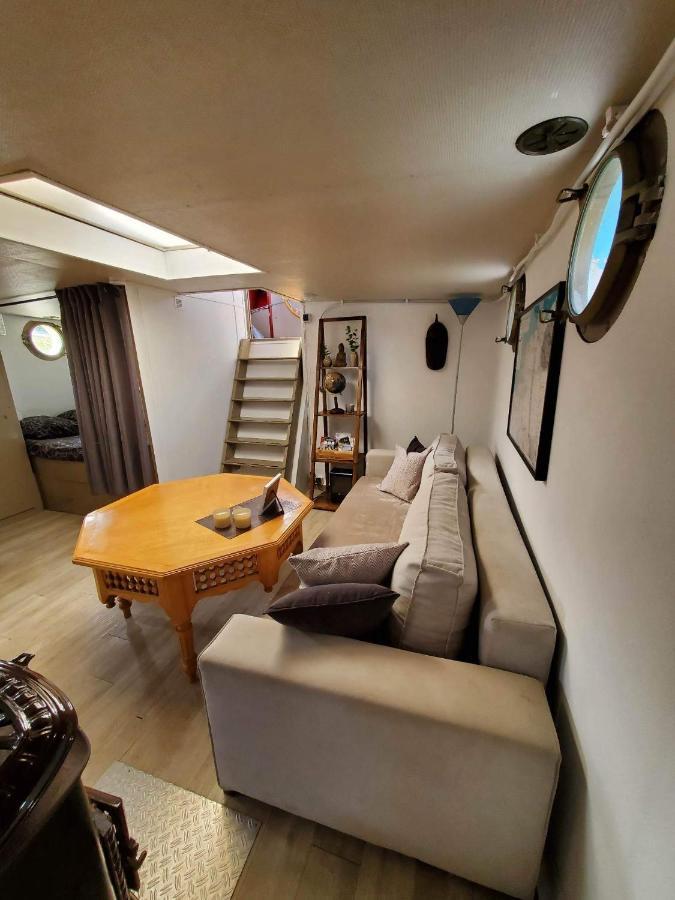 Peniche "Louise Michel" Sejournez Dans L'Appartement Du Capitaine, Offrez Vous Une Experience Inoubliable Au Fil De L'Eau Douai Exterior foto