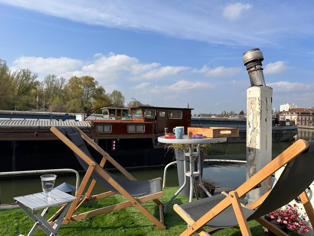 Peniche "Louise Michel" Sejournez Dans L'Appartement Du Capitaine, Offrez Vous Une Experience Inoubliable Au Fil De L'Eau Douai Exterior foto